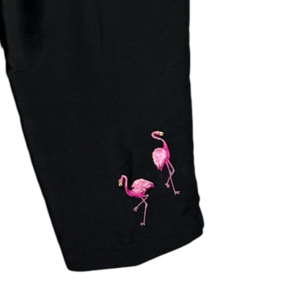 Quacker Factory Capris Womens Small Black High Rise Pull On Pants Silk Flamingos - Picture 8 of 9
